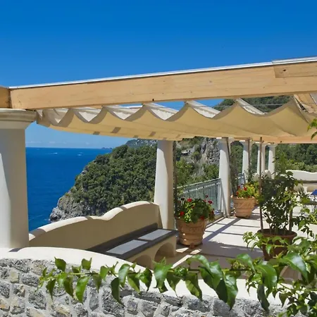 Sleeps 6 Air Con Wifi *