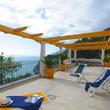 Sleeps 6 Air Con Wifi * Conca dei Marini