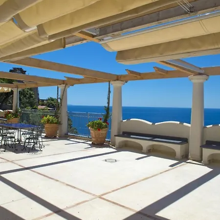 Sleeps 6 Air Con Wifi Vakantiehuis