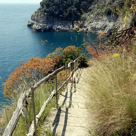 Vakantiehuis Sleeps 6 Air Con Wifi Conca dei Marini